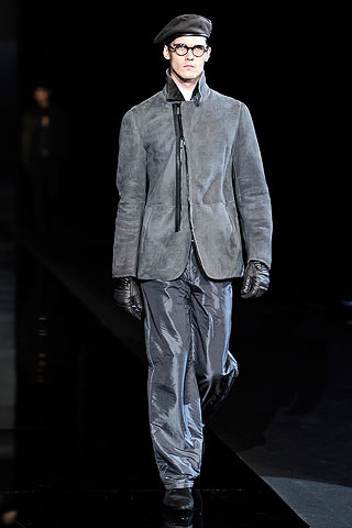 Giorgio Armani / - 2010-2011